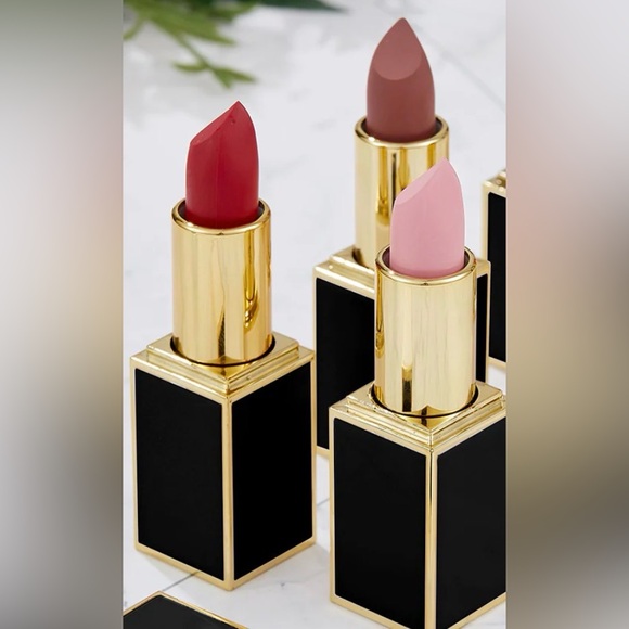 Secret Rose Prestige Pink Shiny Lipstick by Prestige BNIB/SEALED - Picture 4 of 10